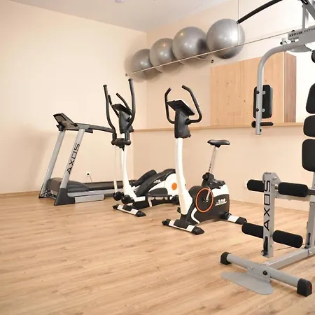 Atol מלון דירות 3*